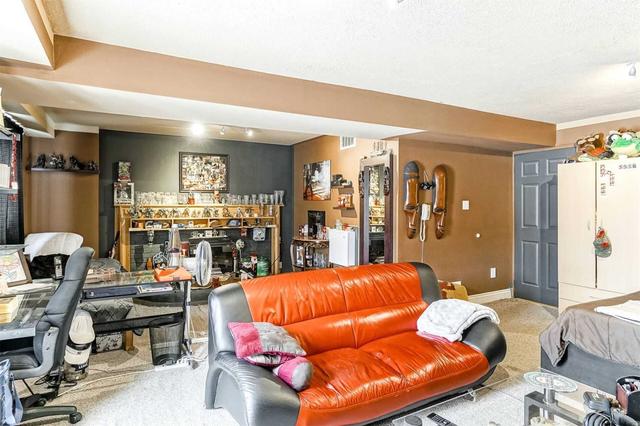6075 Starfield Cres, House semidetached with 3 bedrooms, 2 bathrooms and 4 parking in Mississauga ON | Image 8