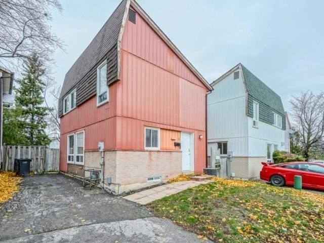 3 Jennifer Sq, House detached with 3 bedrooms, 2 bathrooms and 2 parking in Brampton ON | Image 1