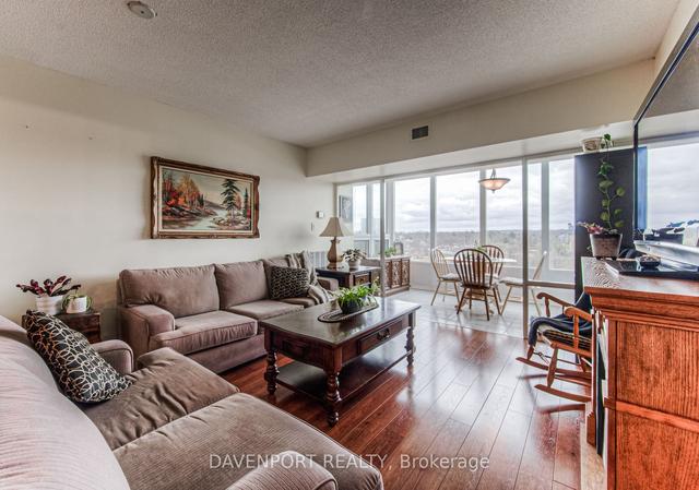 210 - 237 King St W, Condo with 2 bedrooms, 2 bathrooms and 1 parking in Cambridge ON | Image 4