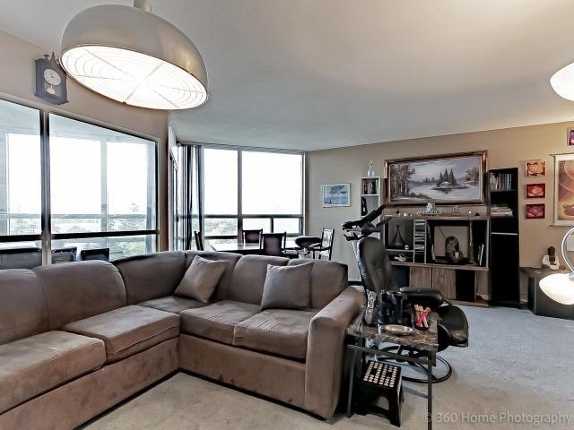 419 - 7805 Bayview Ave, Condo with 2 bedrooms, 2 bathrooms and 1 parking in Markham ON | Image 2