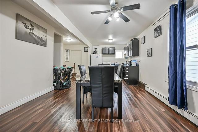 90 Rosslyn Ave S, House detached with 3 bedrooms, 3 bathrooms and 1 parking in Hamilton ON | Image 39