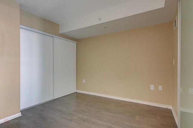 519e - 36 Lisgar St, Condo with 2 bedrooms, 1 bathrooms and 0 parking in Toronto ON | Image 13