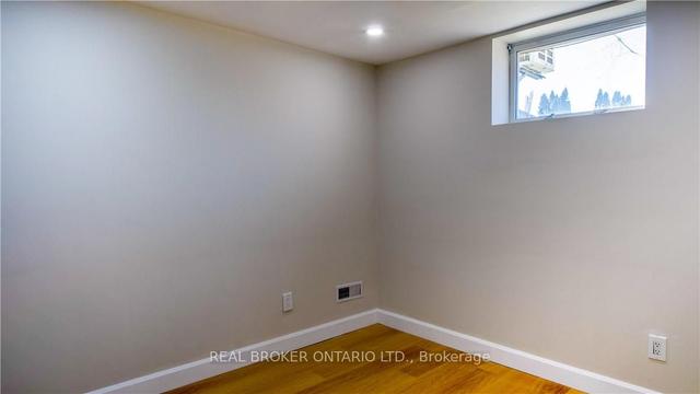 1245 Trafalgar St, House detached with 2 bedrooms, 2 bathrooms and 3 parking in London ON | Image 19