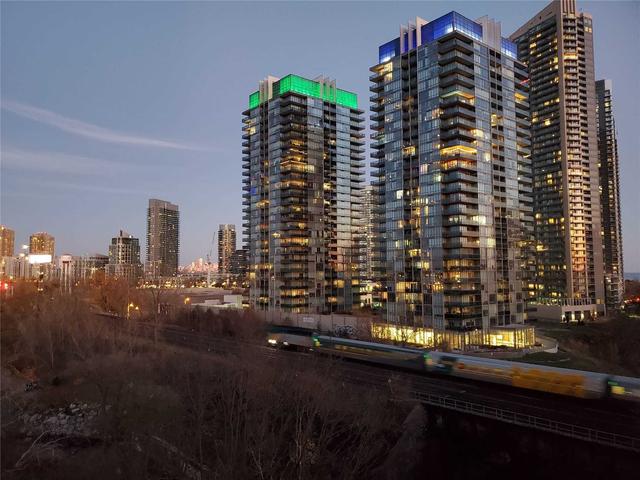 625 - 165 Legion Rd, Condo with 1 bedrooms, 1 bathrooms and 1 parking in Toronto ON | Image 4