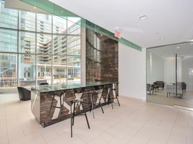 2009 - 21 Iceboat Terr, Condo with 2 bedrooms, 2 bathrooms and 1 parking in Toronto ON | Image 15