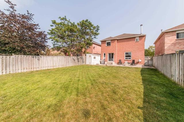 26 Shale Dr, House detached with 5 bedrooms, 4 bathrooms and 4 parking in Ajax ON | Image 20