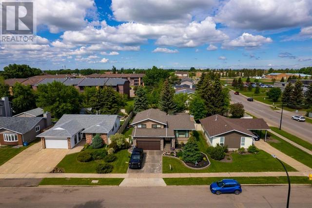 3010 - 55 A Avenue, House detached with 3 bedrooms, 3 bathrooms and 2 parking in Lloydminster (Part) AB | Image 8