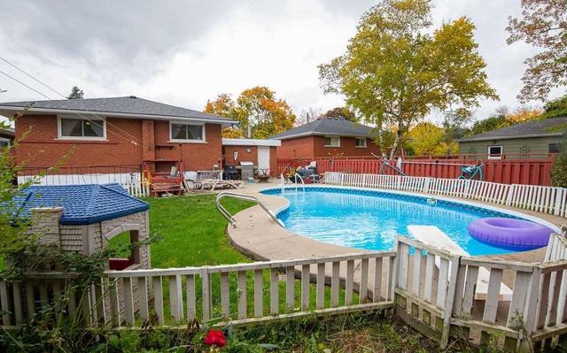 124 Delmar Dr, House detached with 1 bedrooms, 3 bathrooms and 5 parking in Hamilton ON | Image 32