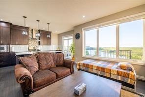 131 Saddlelake Terrace Ne, House detached with 5 bedrooms, 3 bathrooms and 5 parking in Calgary AB | Image 9