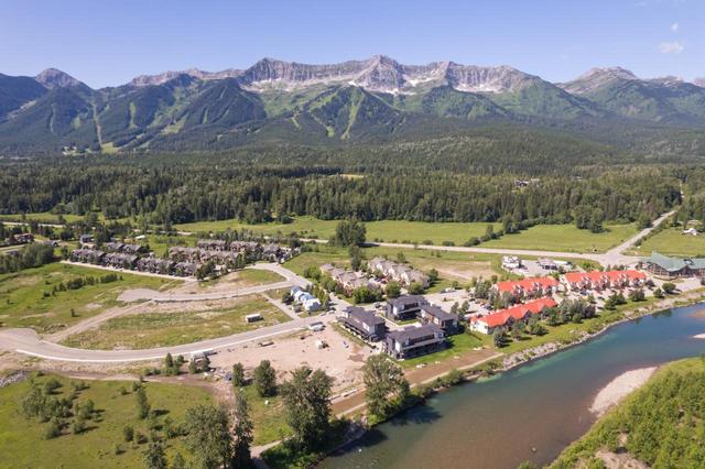 303 - 800 Riverside Way, House attached with 3 bedrooms, 3 bathrooms and 2 parking in Fernie BC | Image 19