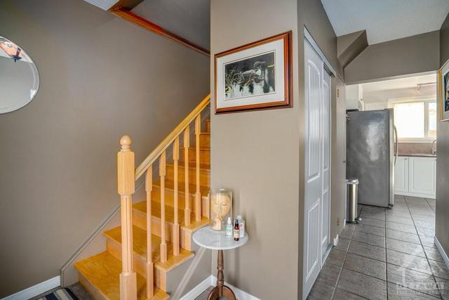 2563 Egan Road, House detached with 4 bedrooms, 2 bathrooms and 3 parking in Ottawa ON | Image 4