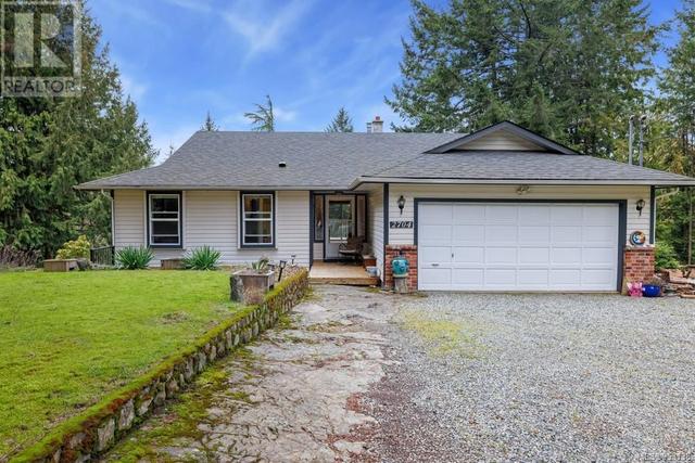 2704 Bonnie Pl, House detached with 6 bedrooms, 4 bathrooms and 6 parking in Cowichan Valley B BC | Image 2