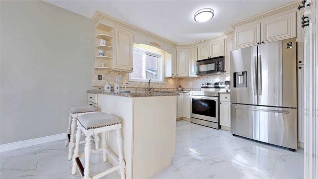 1043 Bradbury Chse, House detached with 4 bedrooms, 4 bathrooms and 8 parking in Mississauga ON | Image 7