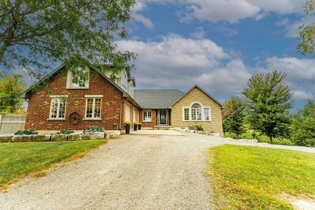 1670 Fiddler's Green Rd, House detached with 4 bedrooms, 3 bathrooms and 10 parking in Hamilton ON | Image 1