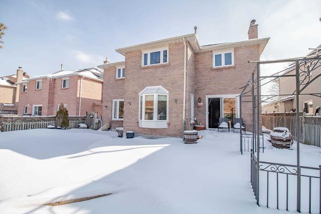 12 Tollbar Crt, House detached with 4 bedrooms, 5 bathrooms and 6 parking in Richmond Hill ON | Image 30
