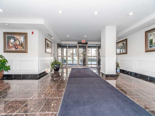601 - 1998 Ironstone Dr, Condo with 2 bedrooms, 2 bathrooms and 1 parking in Burlington ON | Image 13