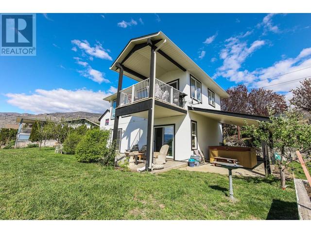 4004 39th Street, House detached with 2 bedrooms, 2 bathrooms and 3 parking in Okanagan Similkameen A BC | Image 56