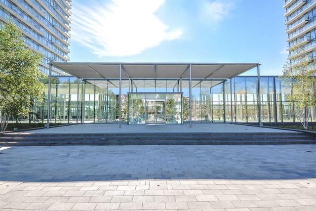 ph06 - 103 The Queensway Ave, Condo with 2 bedrooms, 2 bathrooms and 1 parking in Toronto ON | Image 1