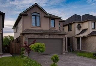 8667 Jennifer Cres, House detached with 3 bedrooms, 4 bathrooms and 2 parking in Niagara Falls ON | Image 3