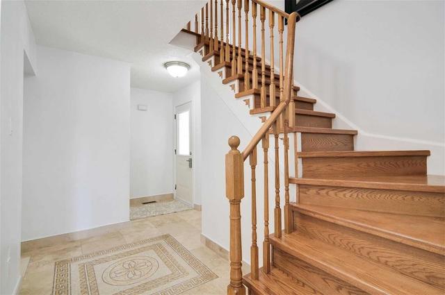 129 Daniels Cres, House detached with 3 bedrooms, 4 bathrooms and 2 parking in Ajax ON | Image 10