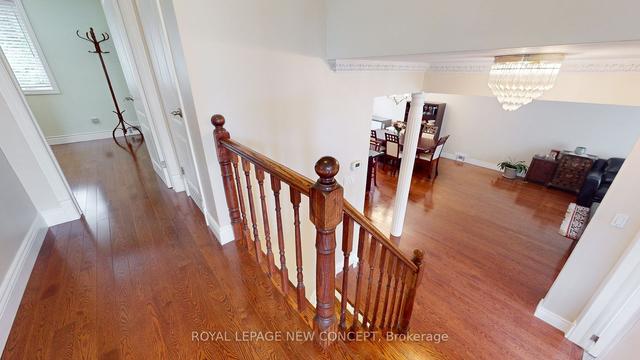 171 Pannahill Rd, House detached with 3 bedrooms, 2 bathrooms and 5 parking in Toronto ON | Image 16