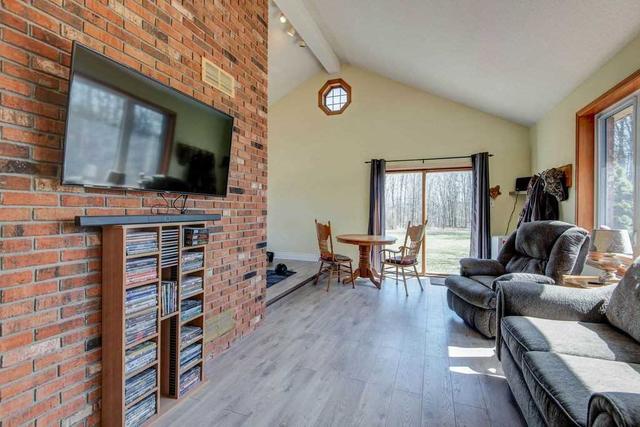 5945 4th Concession Rd W, House detached with 4 bedrooms, 3 bathrooms and 8 parking in West Lincoln ON | Image 8