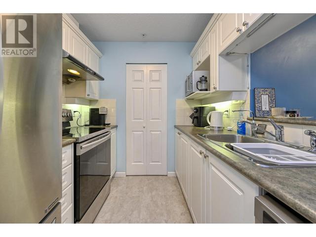 230 - 5600 Andrews Road, Condo with 2 bedrooms, 2 bathrooms and 2 parking in Richmond BC | Image 10