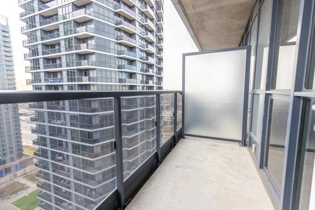 2003 - 1 Valhalla Inn Rd, Condo with 1 bedrooms, 1 bathrooms and 1 parking in Toronto ON | Image 13