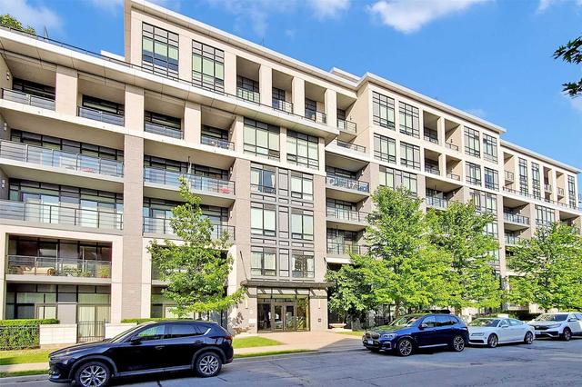 105 - 21 Clairtrell Rd, Condo with 2 bedrooms, 2 bathrooms and 1 parking in Toronto ON | Card Image