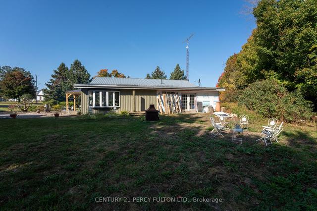 5659 Gilmore Rd, Home with 3 bedrooms, 3 bathrooms and 20 parking in Clarington ON | Image 10
