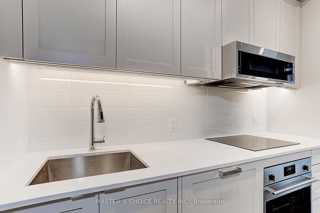 721 - 250 Lawrence Ave W, Condo with 2 bedrooms, 2 bathrooms and 1 parking in Toronto ON | Image 7