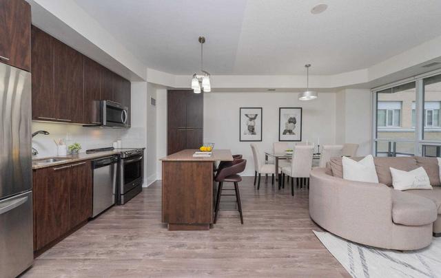 221 - 70 Roehampton Ave, Condo with 2 bedrooms, 2 bathrooms and 1 parking in Toronto ON | Image 7