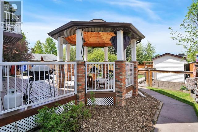 5904 56 Street, House detached with 5 bedrooms, 3 bathrooms and 2 parking in Rocky Mountain House AB | Image 40