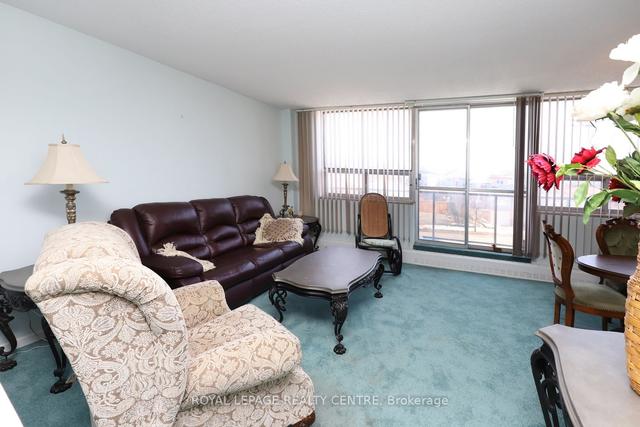 209 - 1050 Stainton Dr, Condo with 2 bedrooms, 1 bathrooms and 1 parking in Mississauga ON | Image 27