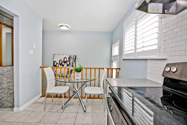 13 - 1945 Denmar Rd, Townhouse with 3 bedrooms, 2 bathrooms and 2 parking in Pickering ON | Image 2