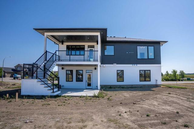 310 Prairie Garden Way S, Home with 3 bedrooms, 2 bathrooms and 6 parking in Lethbridge AB | Image 50