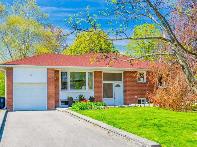 18 Wallingford Rd, House detached with 3 bedrooms, 2 bathrooms and 3 parking in Toronto ON | Image 23