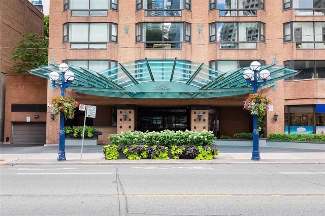 604 - 1166 Bay St, Condo with 2 bedrooms, 2 bathrooms and 2 parking in Toronto ON | Image 13