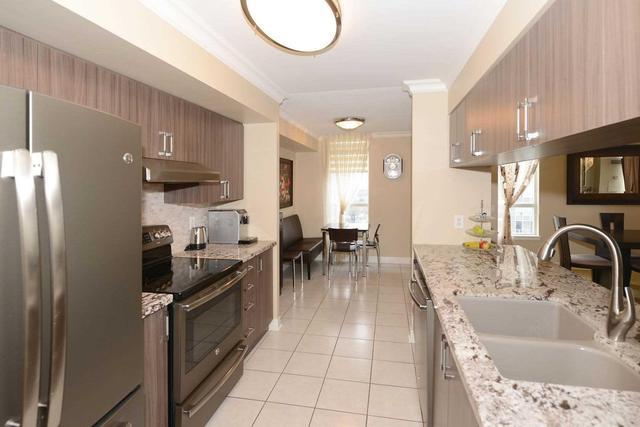 1003 - 50 Disera Dr, Condo with 2 bedrooms, 2 bathrooms and 2 parking in Vaughan ON | Image 9