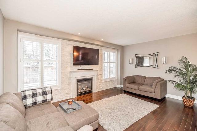 13 Auburn Crt, House detached with 4 bedrooms, 3 bathrooms and 6 parking in Barrie ON | Image 18