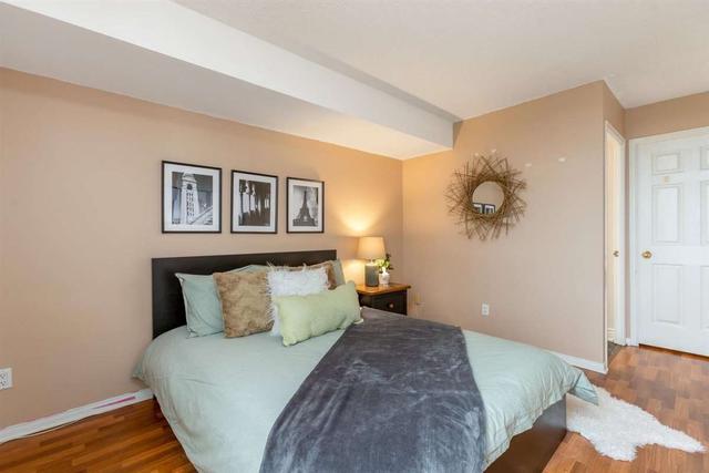 402 - 1 Emerald Lane, Condo with 2 bedrooms, 2 bathrooms and 2 parking in Vaughan ON | Image 6