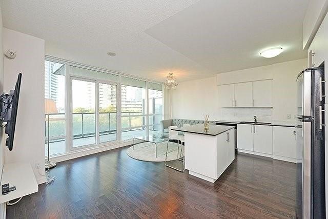 405 - 15 Legion Rd, Condo with 1 bedrooms, 1 bathrooms and 1 parking in Toronto ON | Image 6