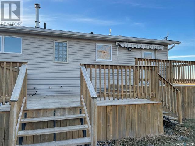 568 Sorlien Avenue, House detached with 3 bedrooms, 2 bathrooms and null parking in Macoun SK | Image 43