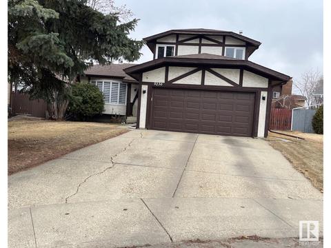 9236 172 Av Nw, House detached with 4 bedrooms, 2 bathrooms and null parking in Edmonton AB | Card Image
