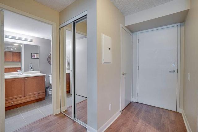 449 - 525 Wilson Ave, Condo with 1 bedrooms, 1 bathrooms and 1 parking in Toronto ON | Image 4
