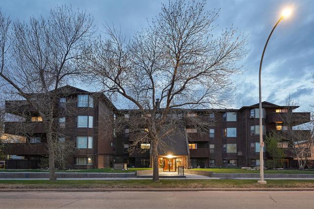 405 - 8403 Fairmount Drive Se, Condo with 2 bedrooms, 1 bathrooms and 1 parking in Calgary AB | Image 1