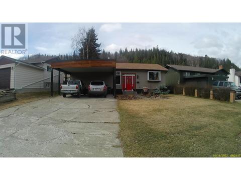 123 Thacker Crescent, Prince George, BC, V2M6G1 | Card Image