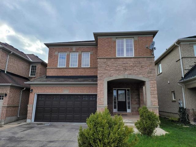 1099 Laurier Ave, House detached with 4 bedrooms, 3 bathrooms and 4 parking in Milton ON | Image 1