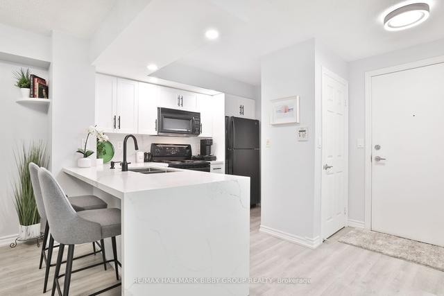518 - 270 Wellington St W, Condo with 1 bedrooms, 1 bathrooms and 0 parking in Toronto ON | Image 30
