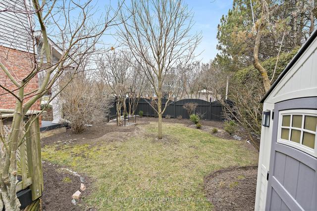 2 Alderbrook Dr, House detached with 3 bedrooms, 3 bathrooms and 4 parking in Clarington ON | Image 29